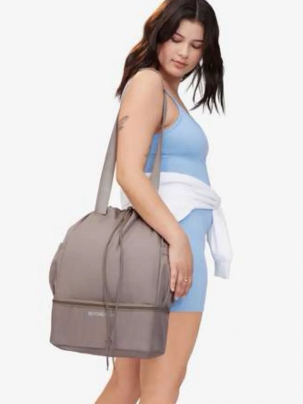 Beyond Yoga Women’s Nylon Convertible Gym Bag Drawstring Cinch Top in Gray